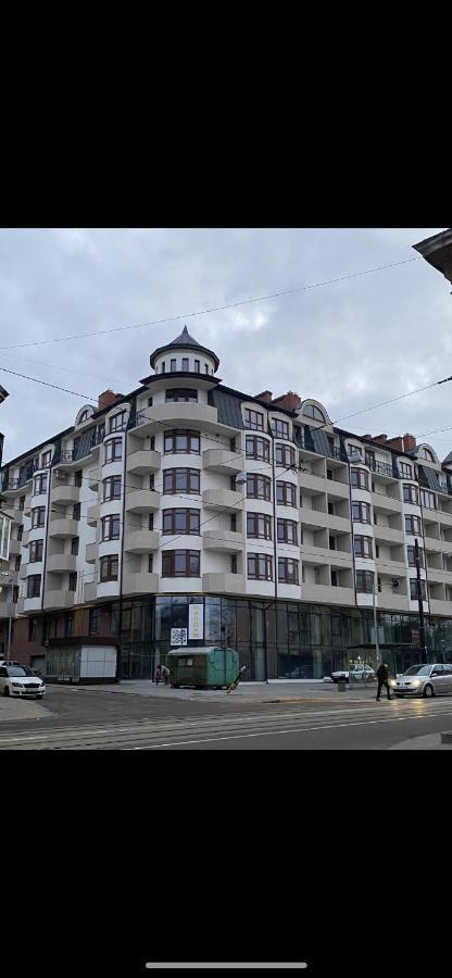 Apartment In Khmelnytsky Street Lviv Exterior photo