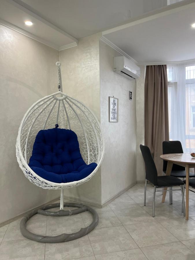 Apartment In Khmelnytsky Street Lviv Exterior photo