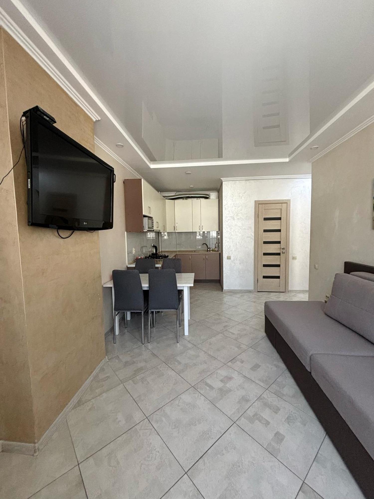 Apartment In Khmelnytsky Street Lviv Exterior photo